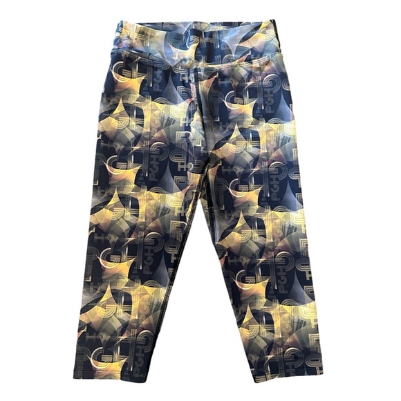 Dona Jo Fitwear Pittsburgh Themed Capri Leggings Running Exercise Yoga Size 1 - Picture 1 of 6